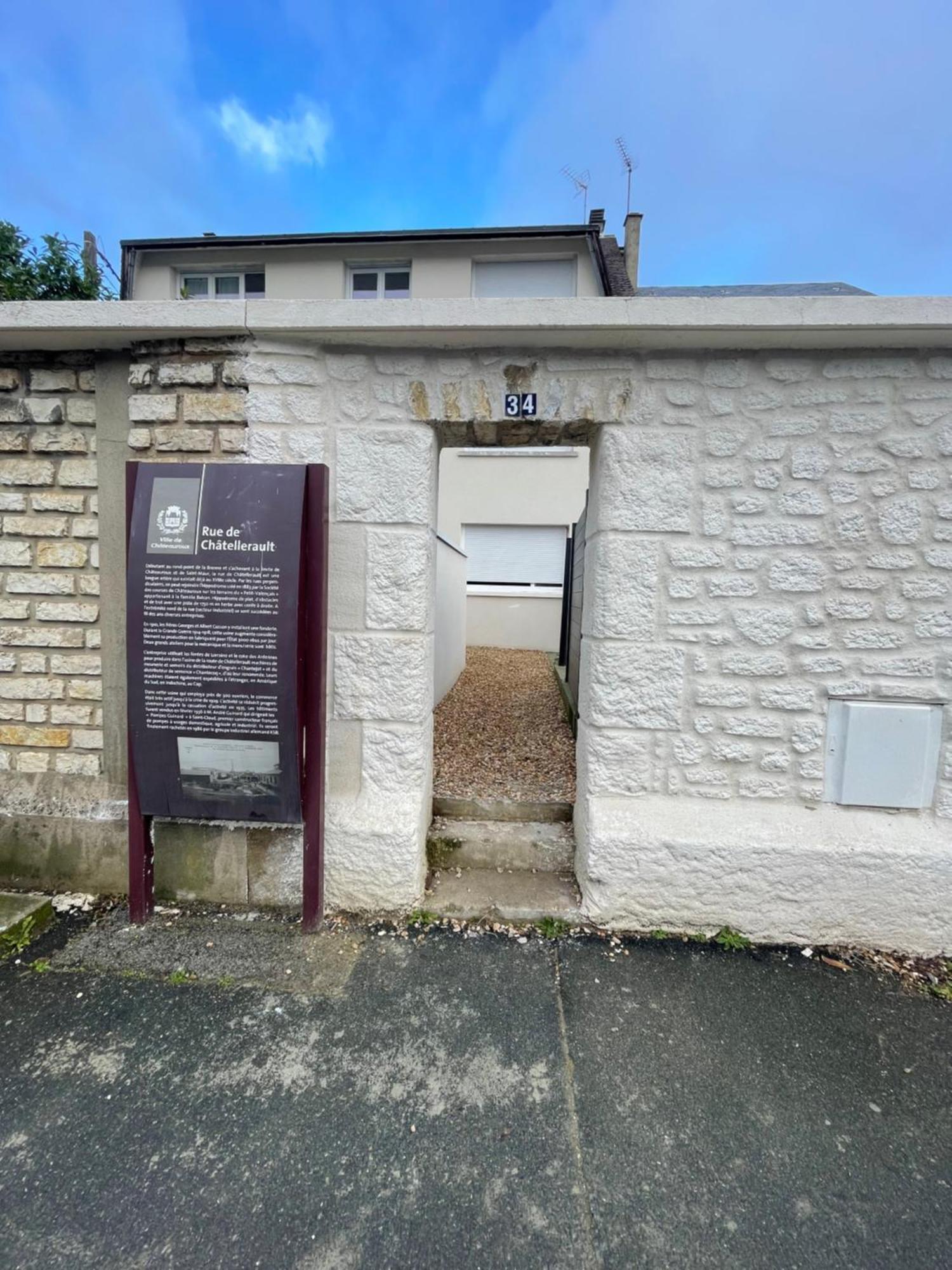 Appartamento Loge Zen Châteauroux Esterno foto